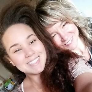 Meet your Posher, Debra